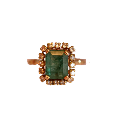 Bague or jaune avec une somptueuse émeraude centrale et 16 diamants
