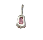 Pendentif Thierry Mugler ornée d'une pierre de couleur rose