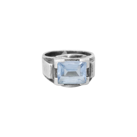 Bague argent ornée d'une pierre bleue