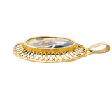 Médaille or jaune et émaux