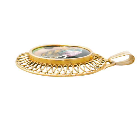 Médaille or jaune et émaux