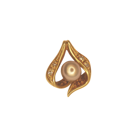 Pendentif en or jaune ornée de 4 diamants et perle de Tahiti