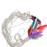Collier sautoir avec plumes bicolores, marque Gas St Tropez