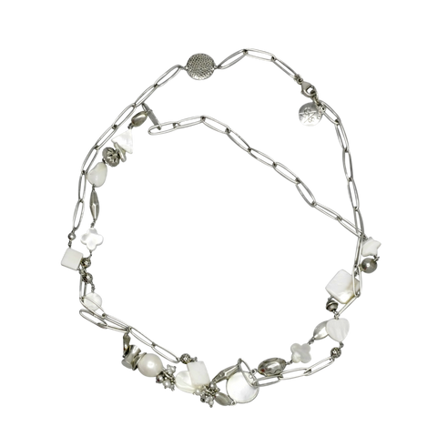 Collier argent 900 agrémenté de perles et médailles Gas St Tropez