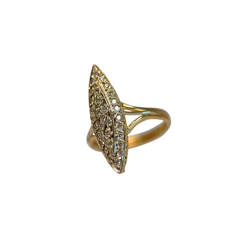 Bague marquise or 18k avec ses 31 diamants